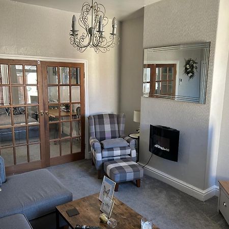1 Bedroom Spacious Apartment ليثام سانت أنيه المظهر الخارجي الصورة